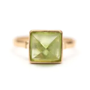 14k Peridot Pyramid Ring
