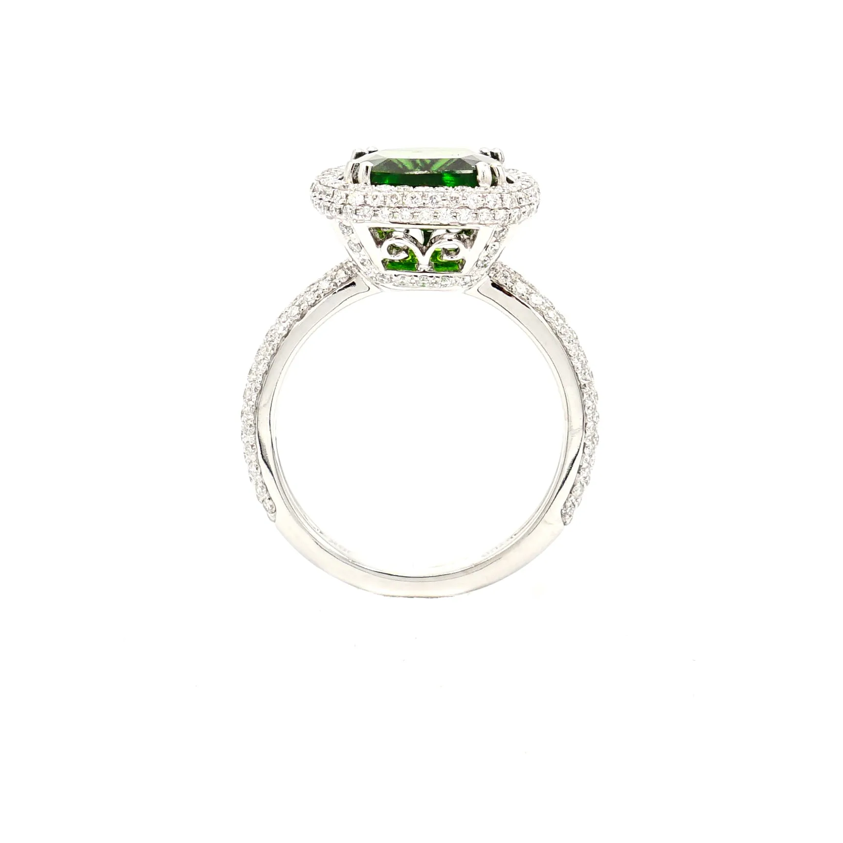 18k White Gold Green Chrome Diopside on Diamond Halo Ring