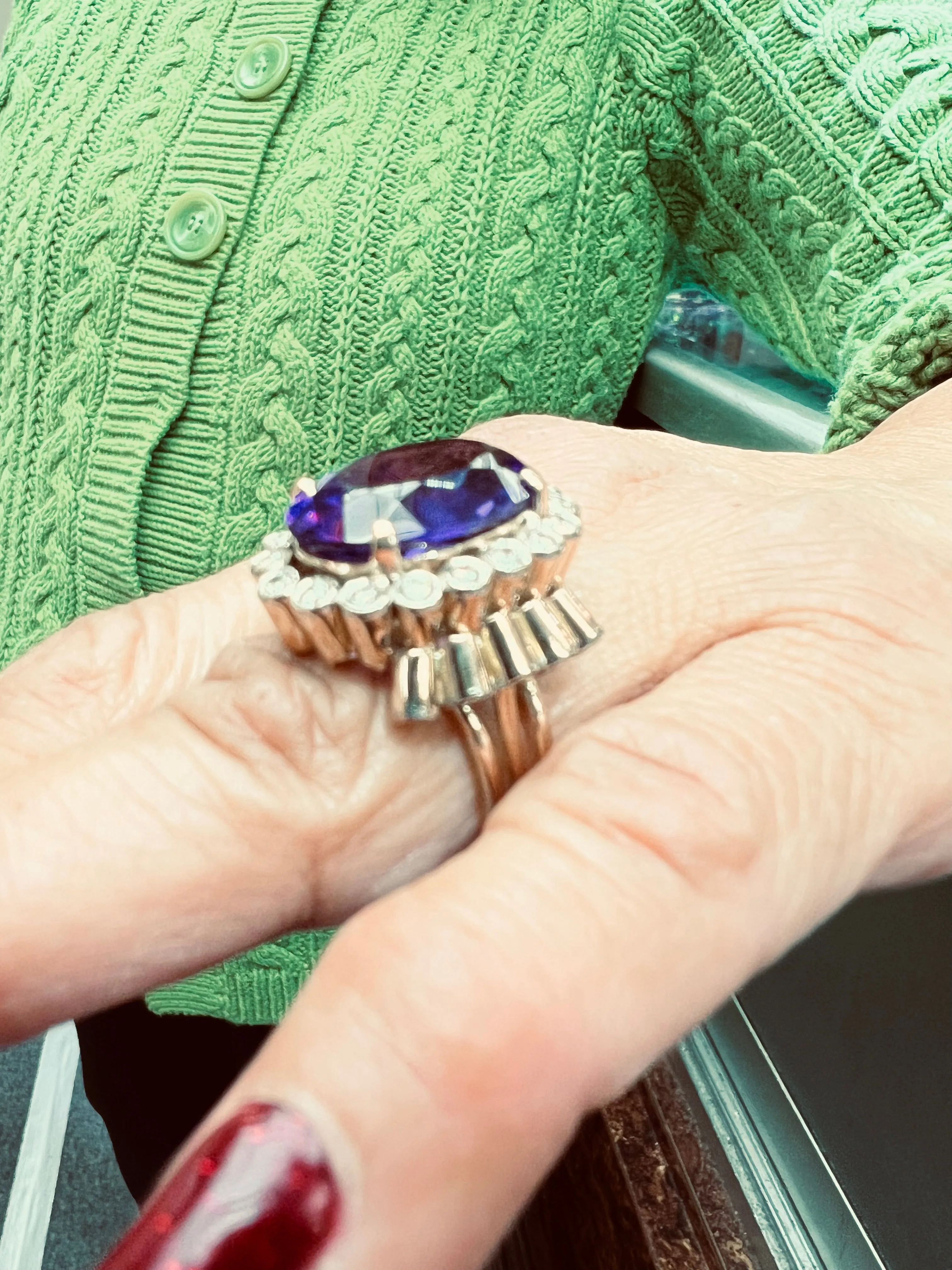 1950s Retro Amethyst Diamond Yellow Gold Cocktail Ring