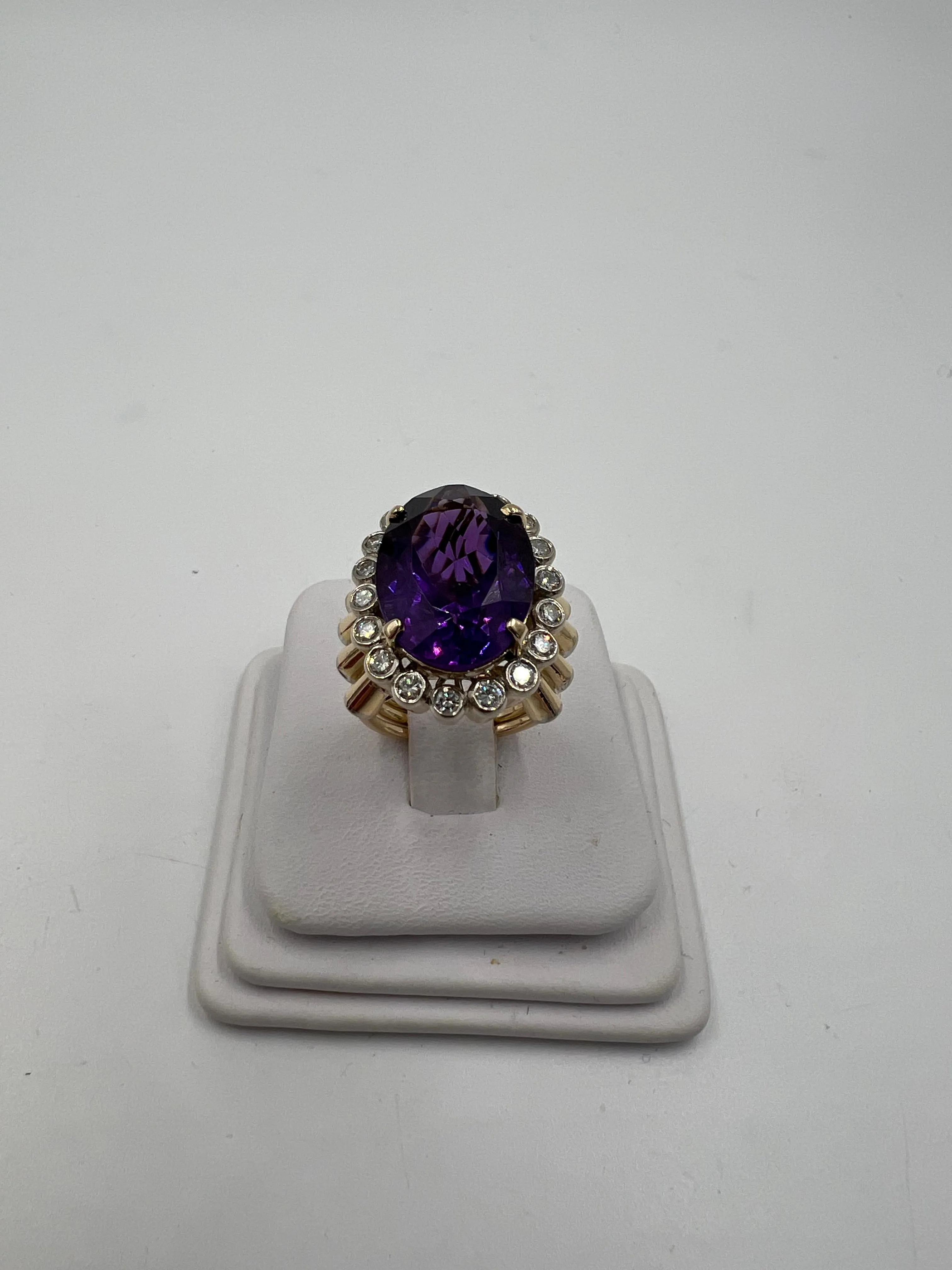 1950s Retro Amethyst Diamond Yellow Gold Cocktail Ring