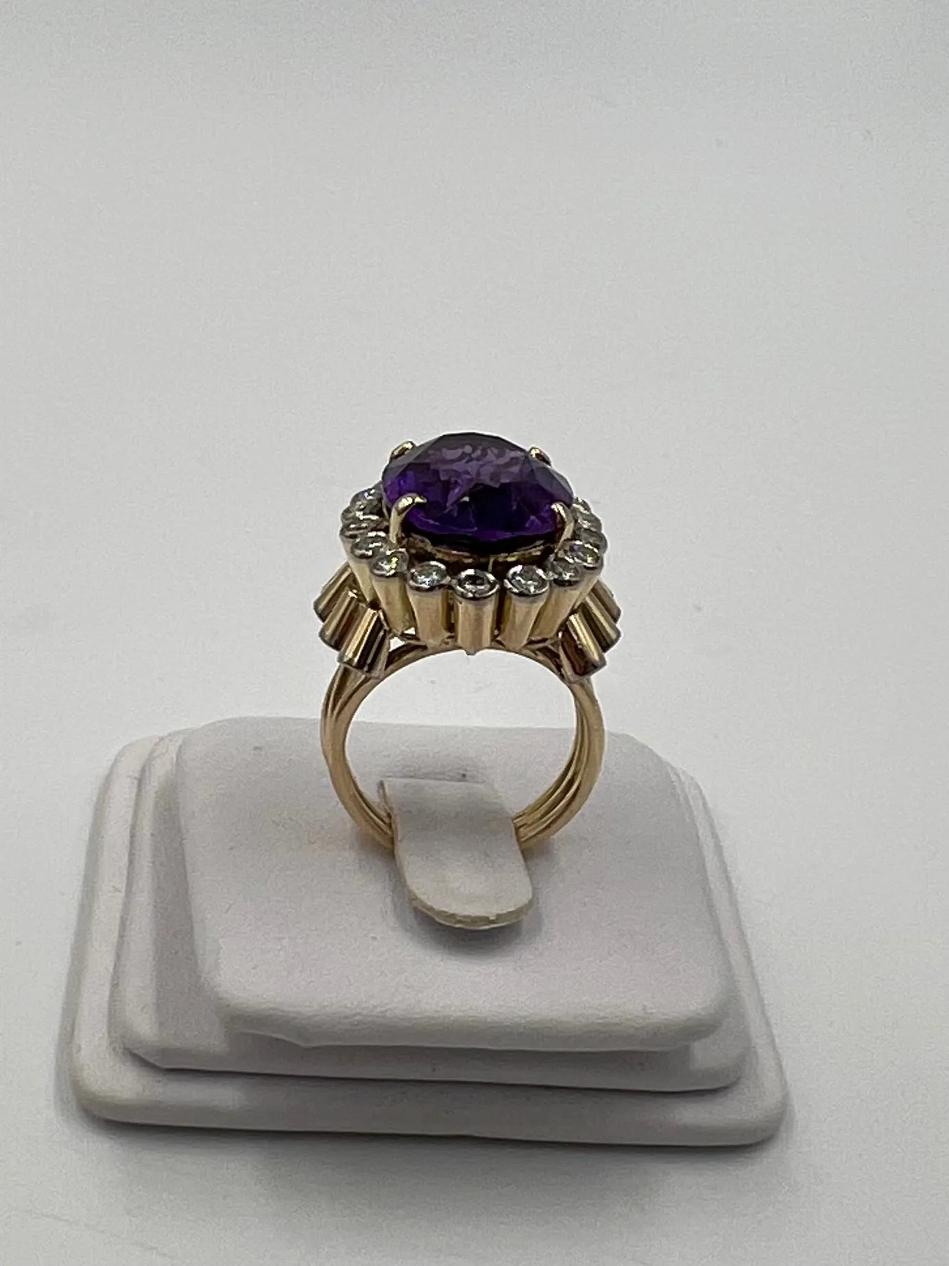 1950s Retro Amethyst Diamond Yellow Gold Cocktail Ring