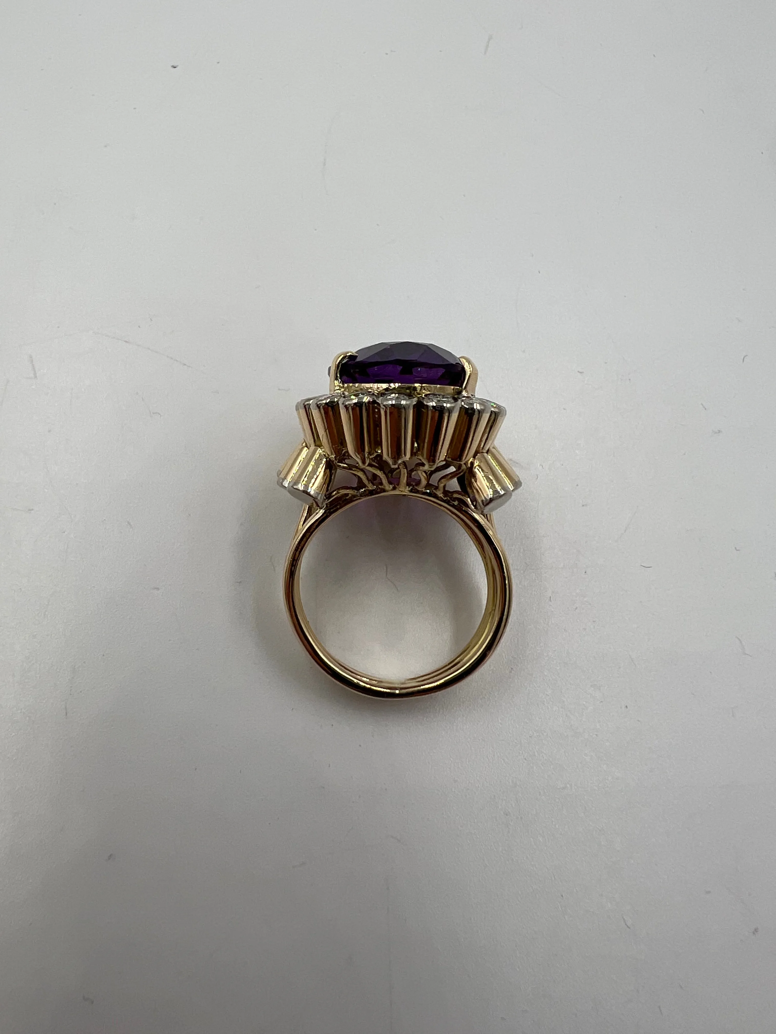 1950s Retro Amethyst Diamond Yellow Gold Cocktail Ring