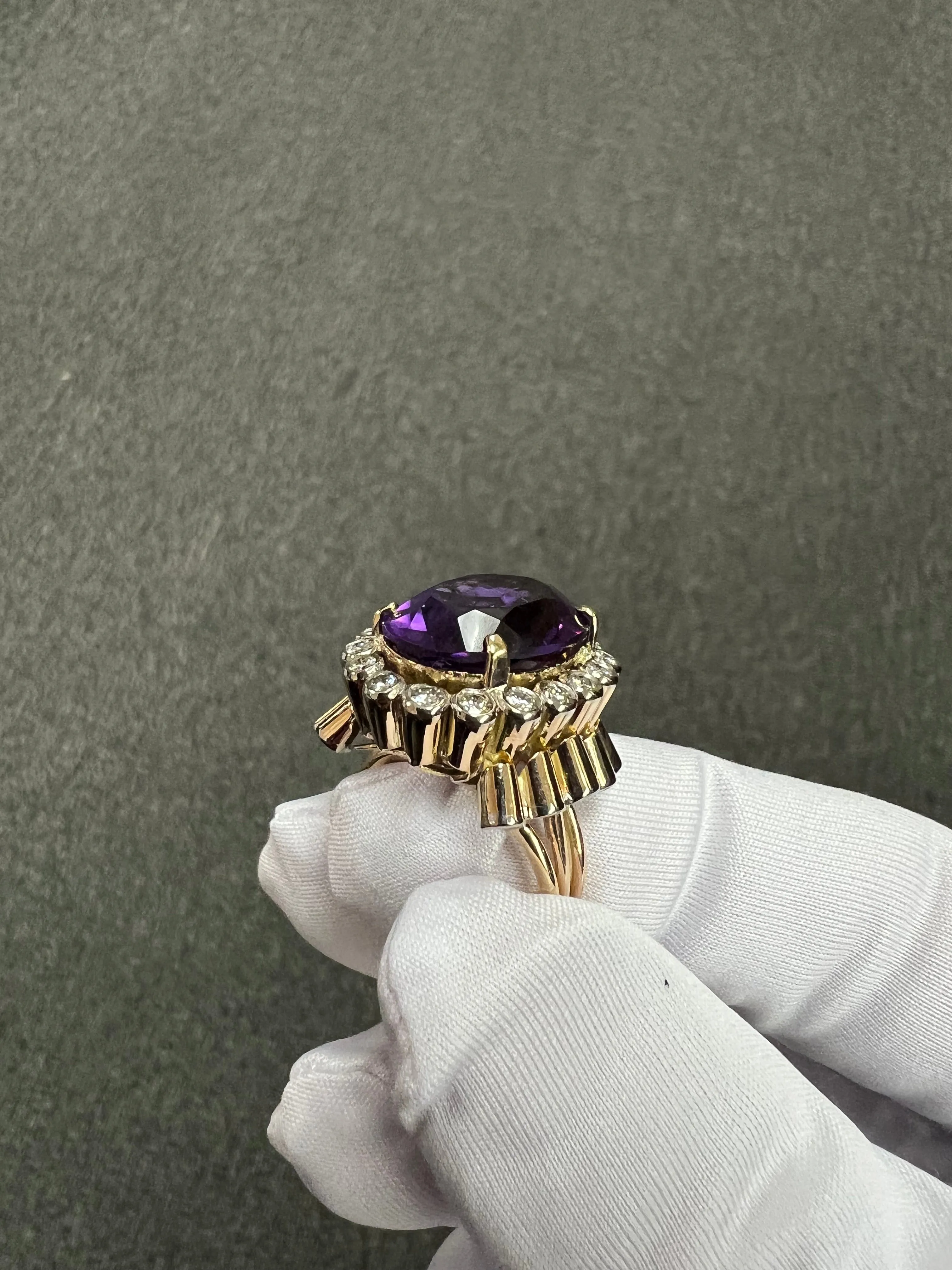 1950s Retro Amethyst Diamond Yellow Gold Cocktail Ring