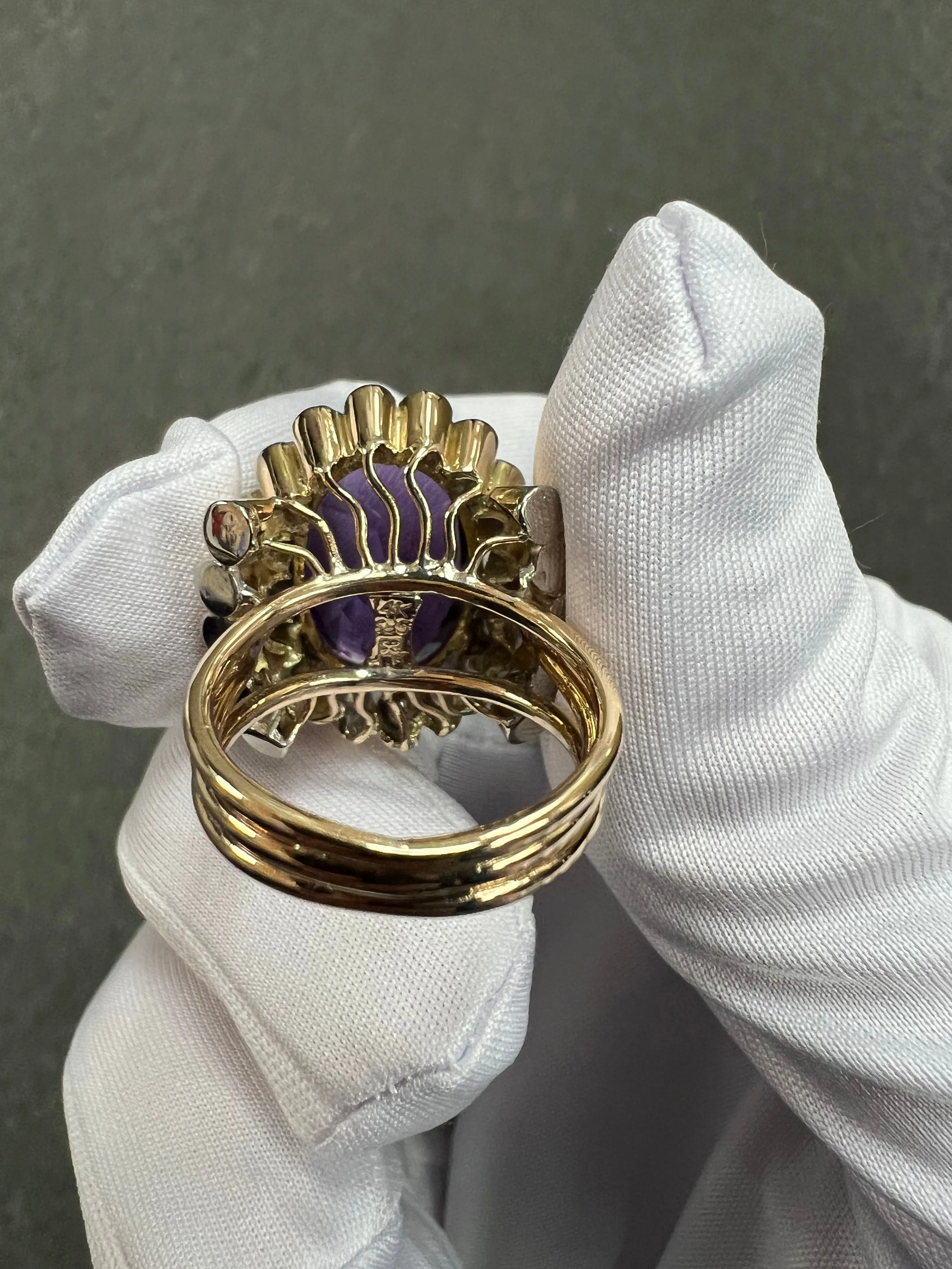 1950s Retro Amethyst Diamond Yellow Gold Cocktail Ring