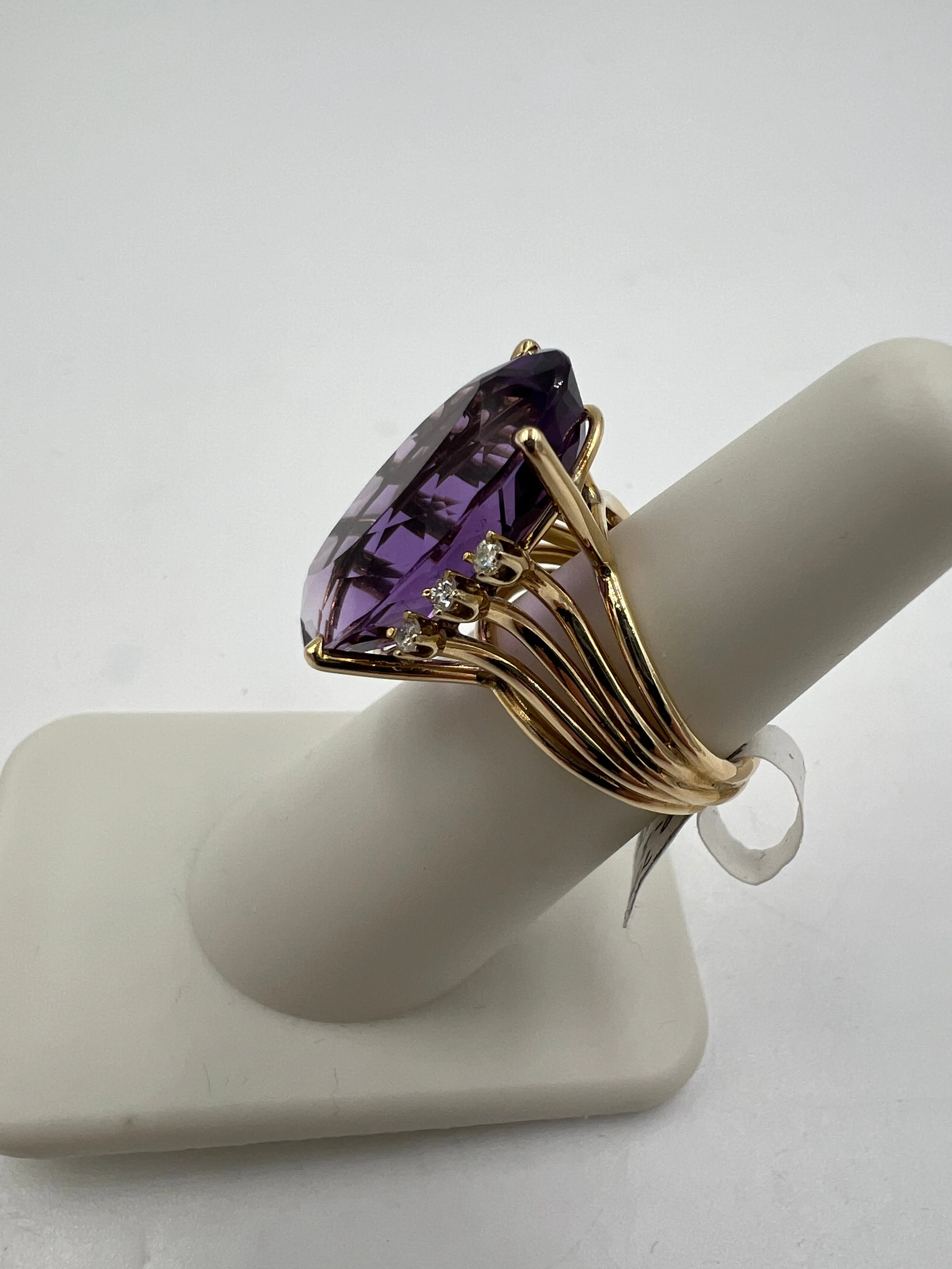 1970s Amethyst Diamond Yellow Gold Cocktail Ring
