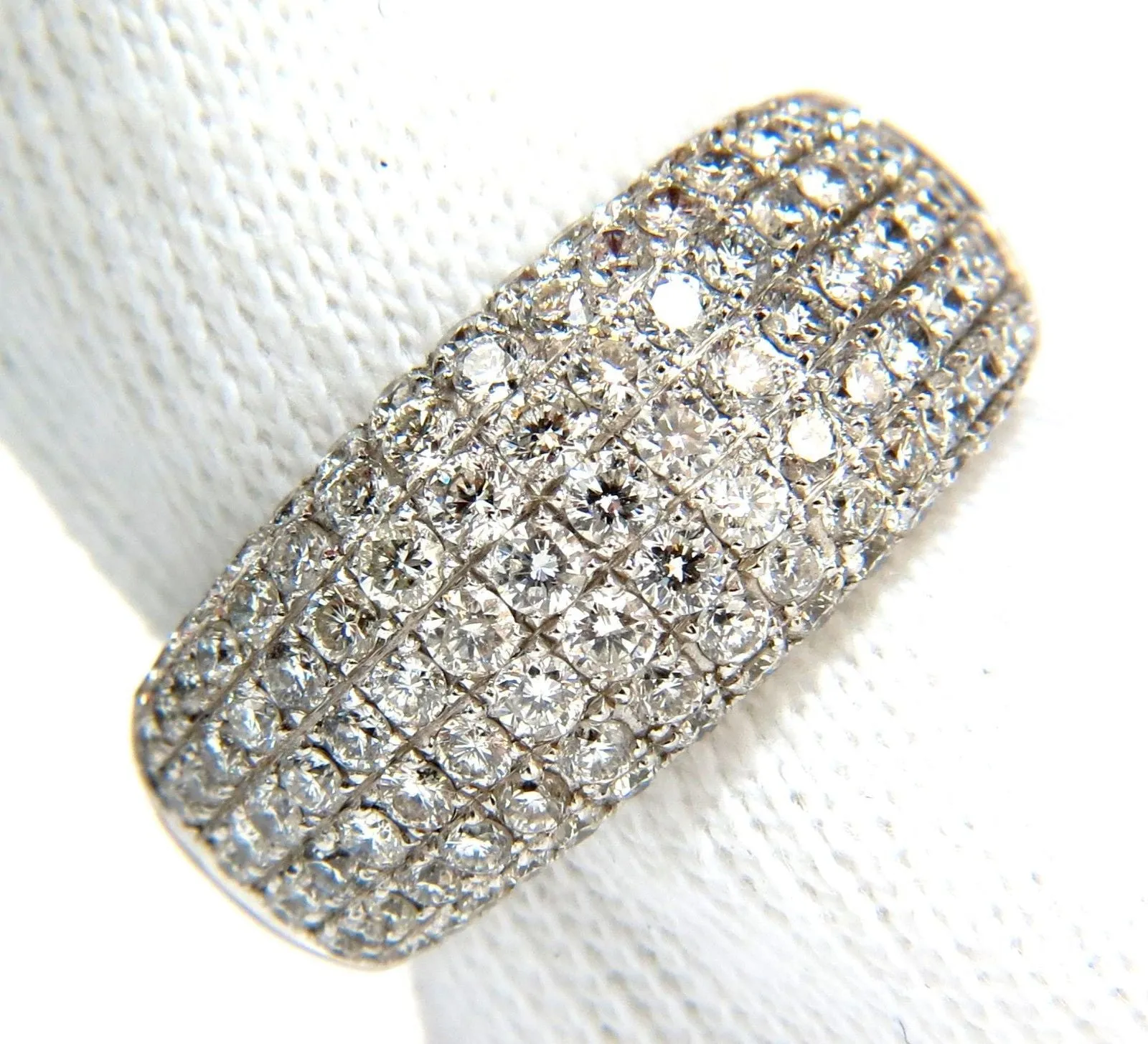 2.77CT FULL CUT DIAMONDS BEAD SET WIDE BAND RING 18KT 10MM SIZE 6.75