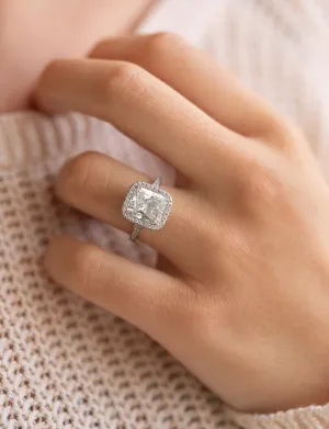 4.17 CTTW. Cushion Cut Ring