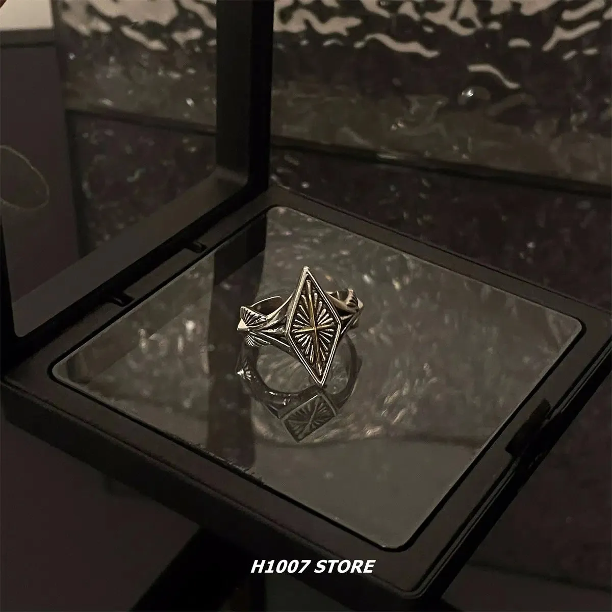 Adjustable Hip-Hop Ring