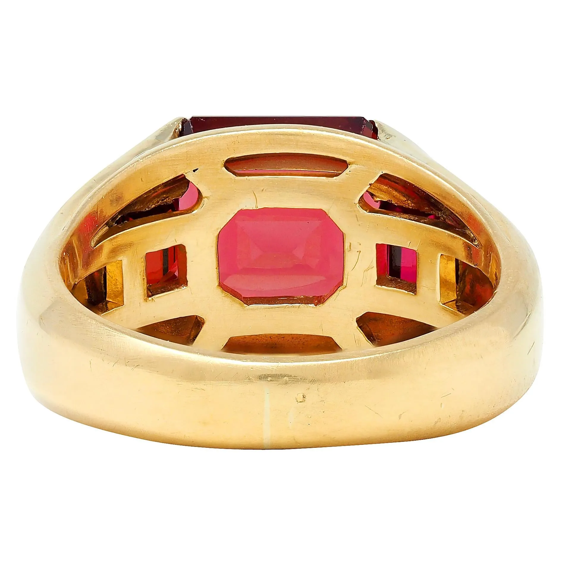 Bulgari 1970's Red Spinel 18 Karat Yellow Gold Vintage Three Stone Unisex Signet Ring