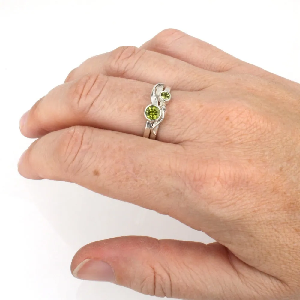 Cascade Ring with 5mm Peridot