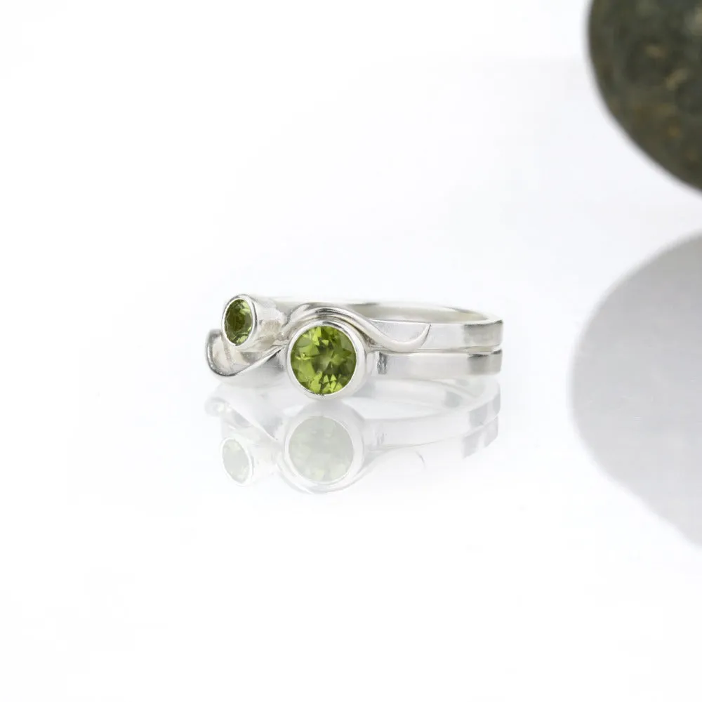 Cascade Ring with 5mm Peridot