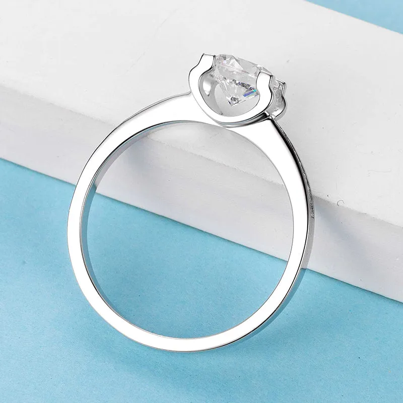 Classic Round Cut Moissanite Diamond Micro Setting Solitaire Rings