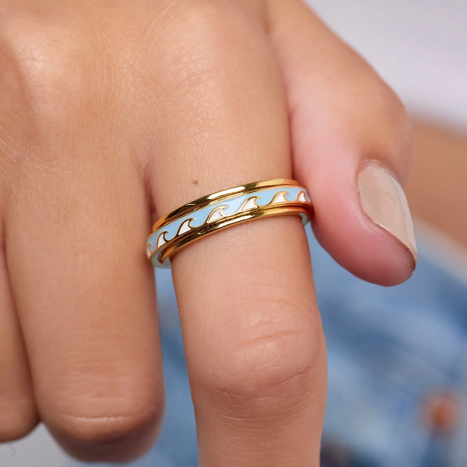 Enamel Fin Fidget Ring