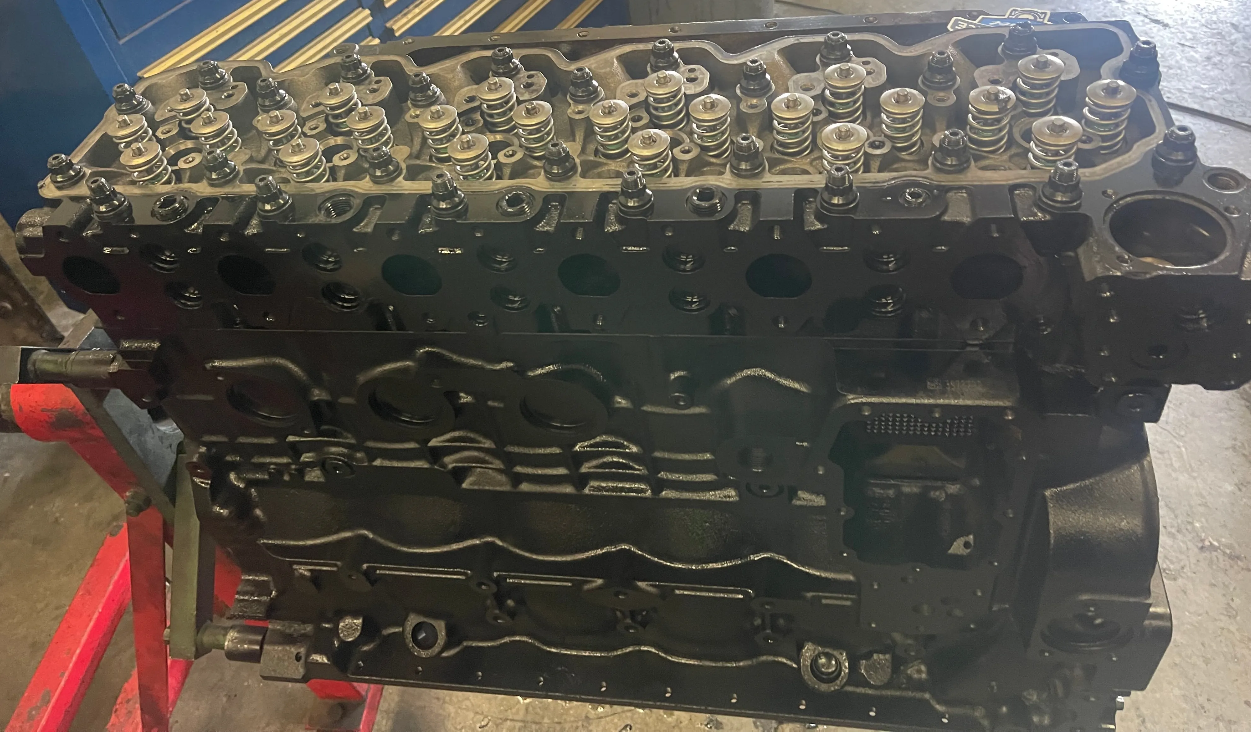 HD 5.9 or 6.7 cummins engine long-block