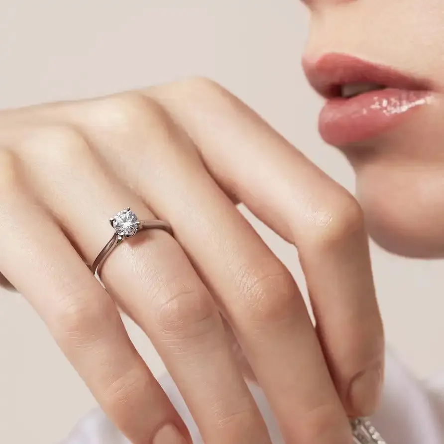 Hearts on Fire Camilla 4 Prong Engagement Ring