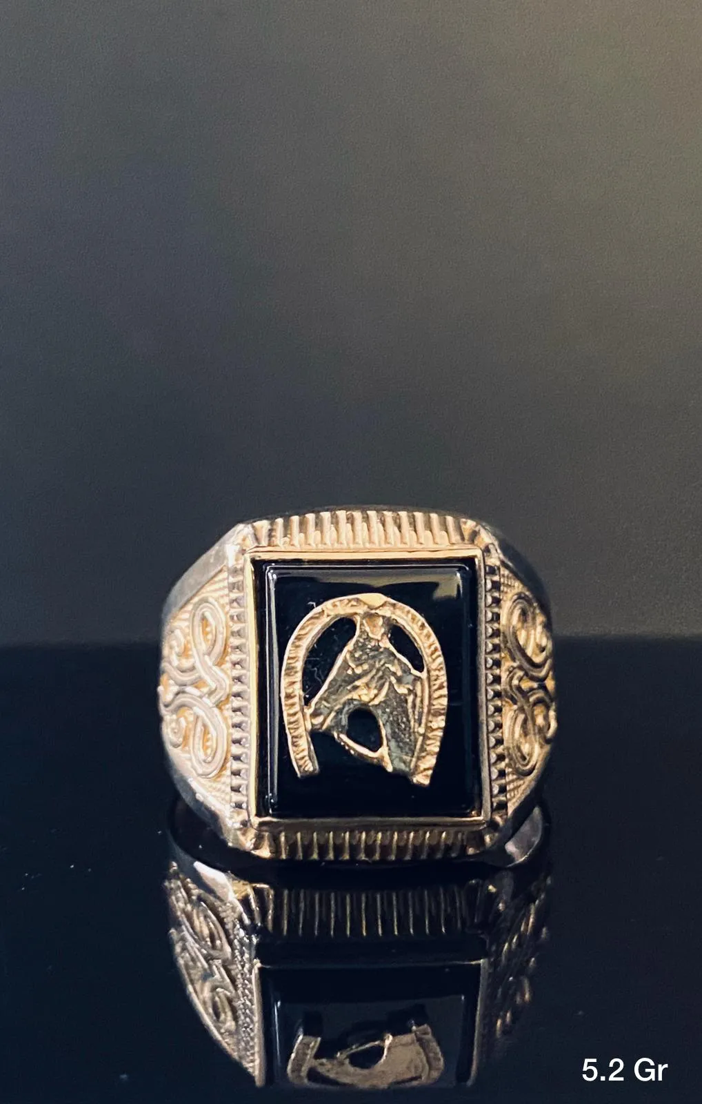 Horse head with horseshoe ring 10K solid gold