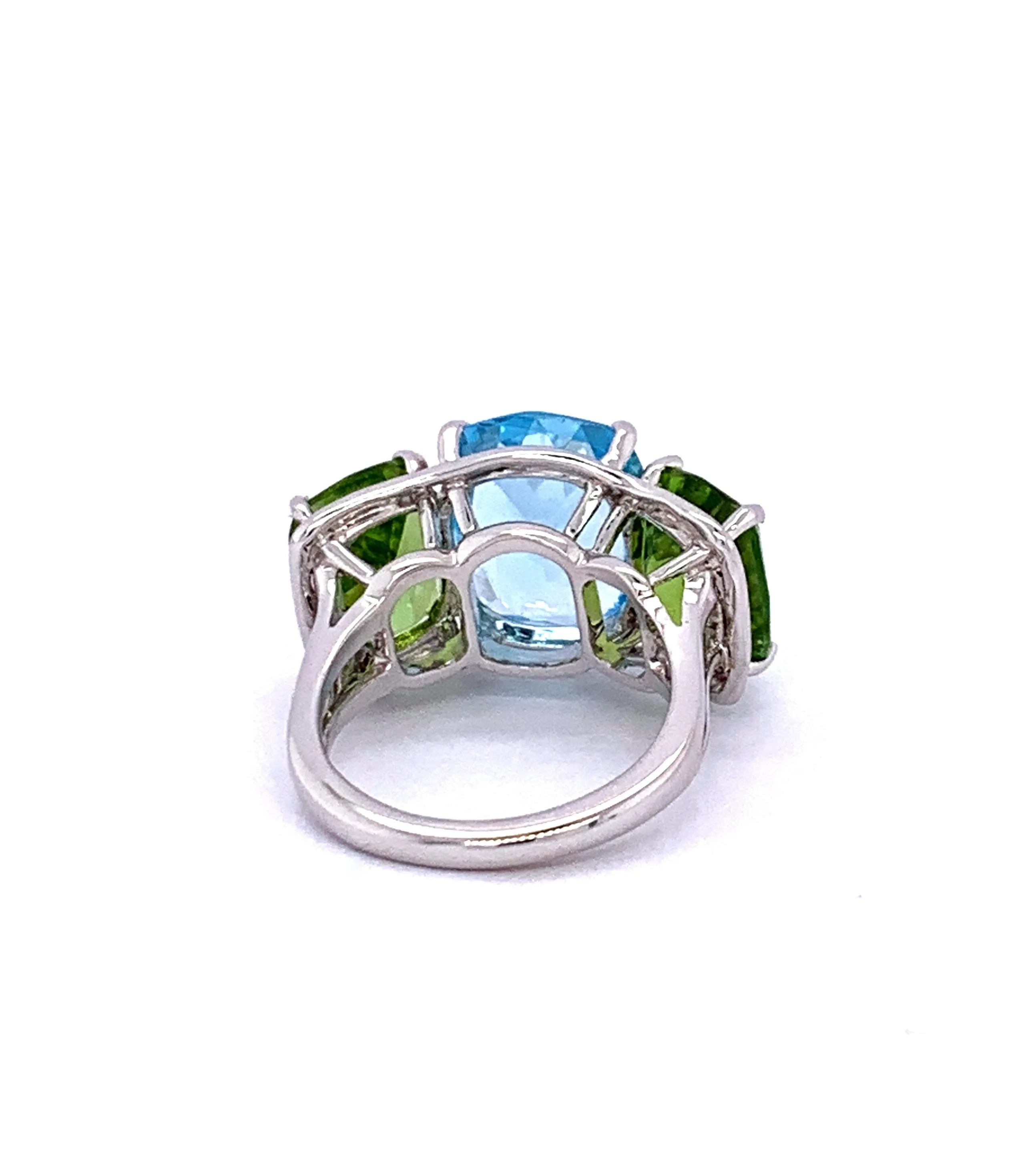 Le Joaillier Collection  Blue Topaz & Peridot Ring