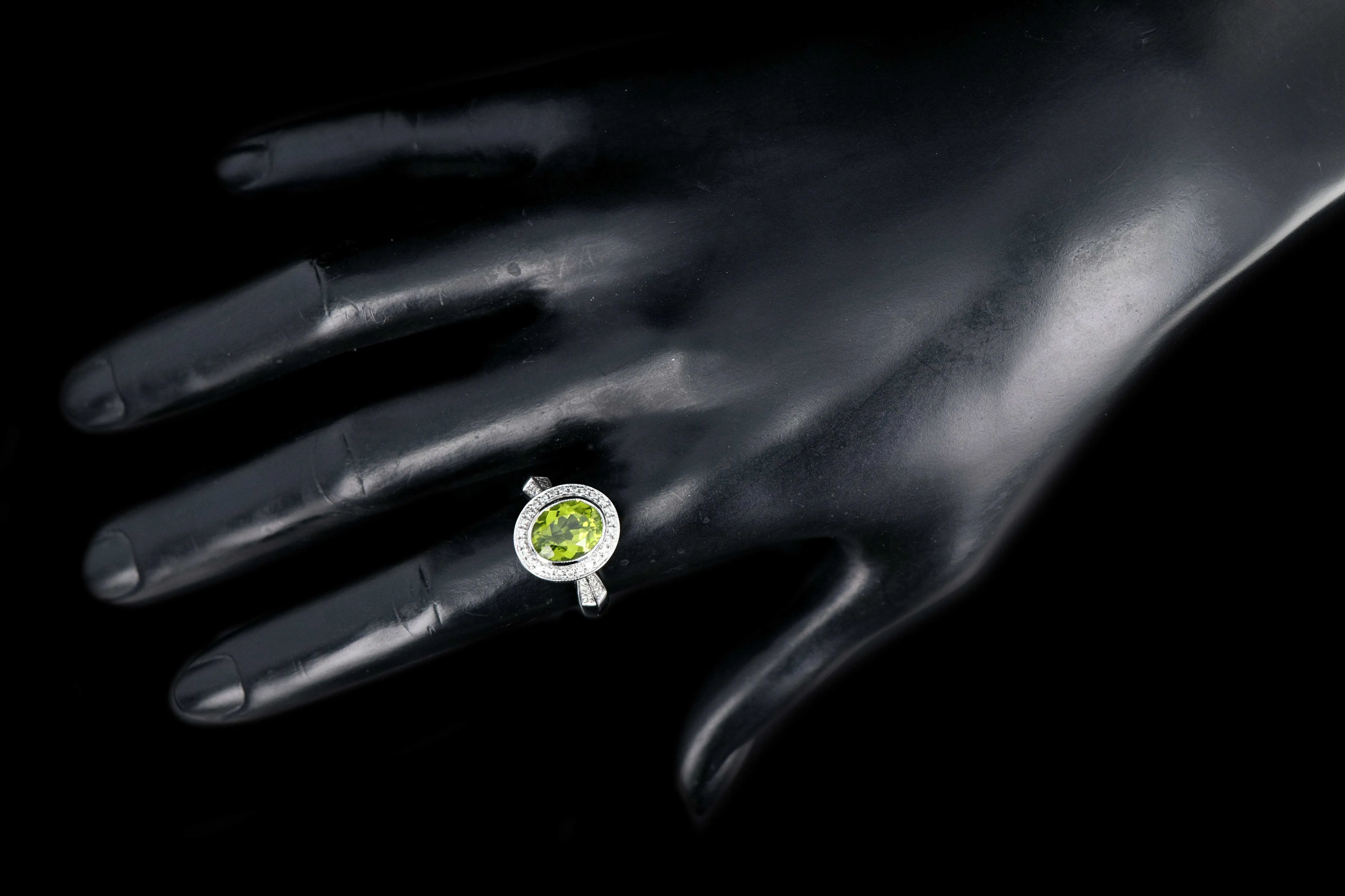 Modern 14K White Gold 3CT Peridot, Amethyst, and Diamond Ring