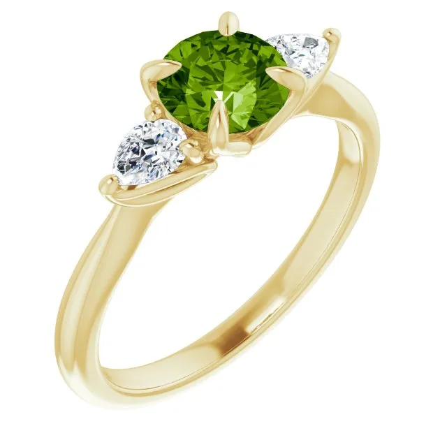 Natural Peridot & 1/4 CTW Natural Diamond Ring