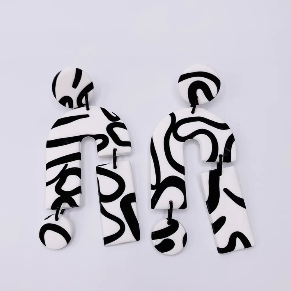 No Shrinking Violet - Songlines Statement Shape Earrings