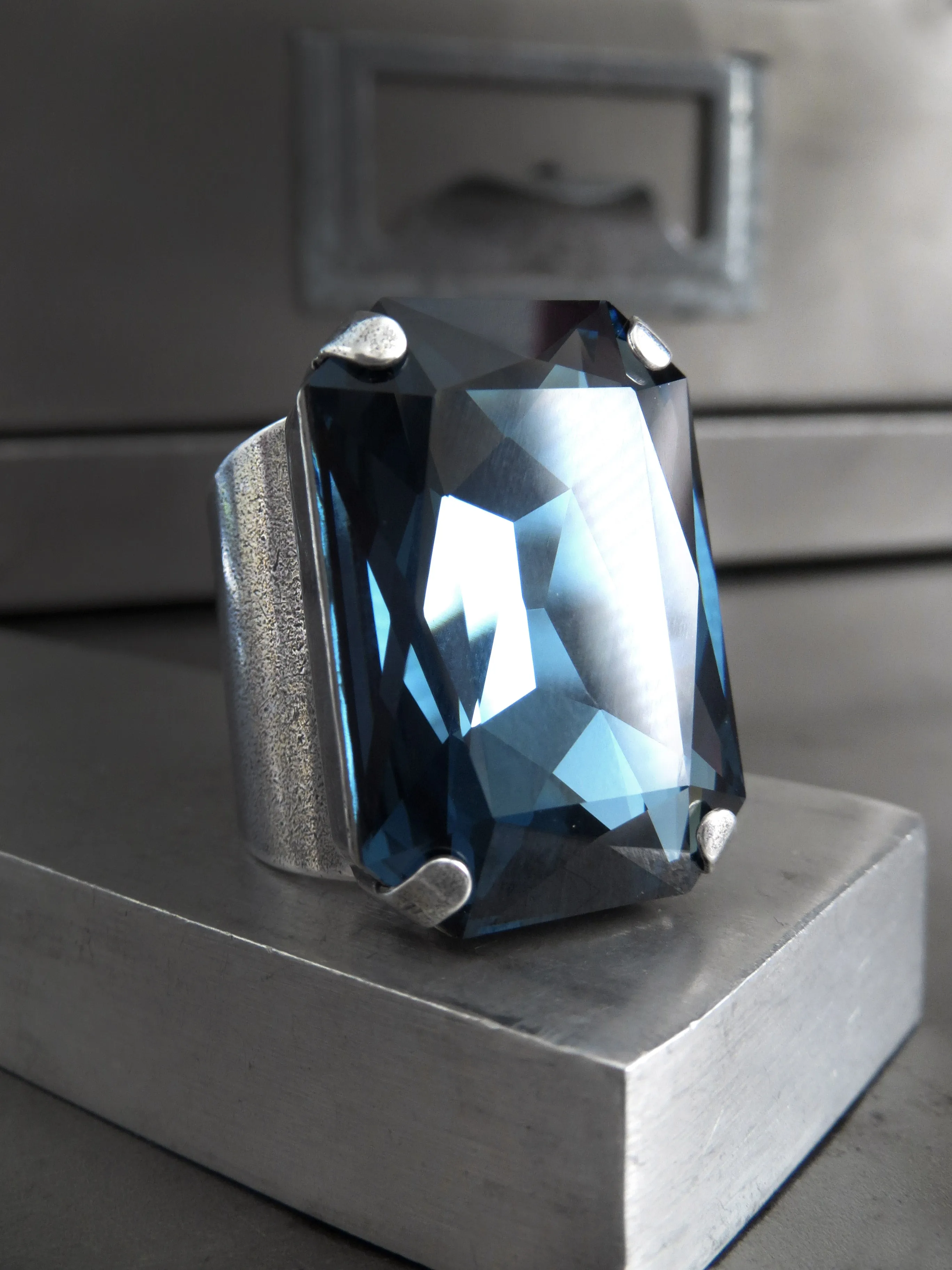 NOBILITY - Large Rectangle Crystal Ring in Deep Midnight Blue