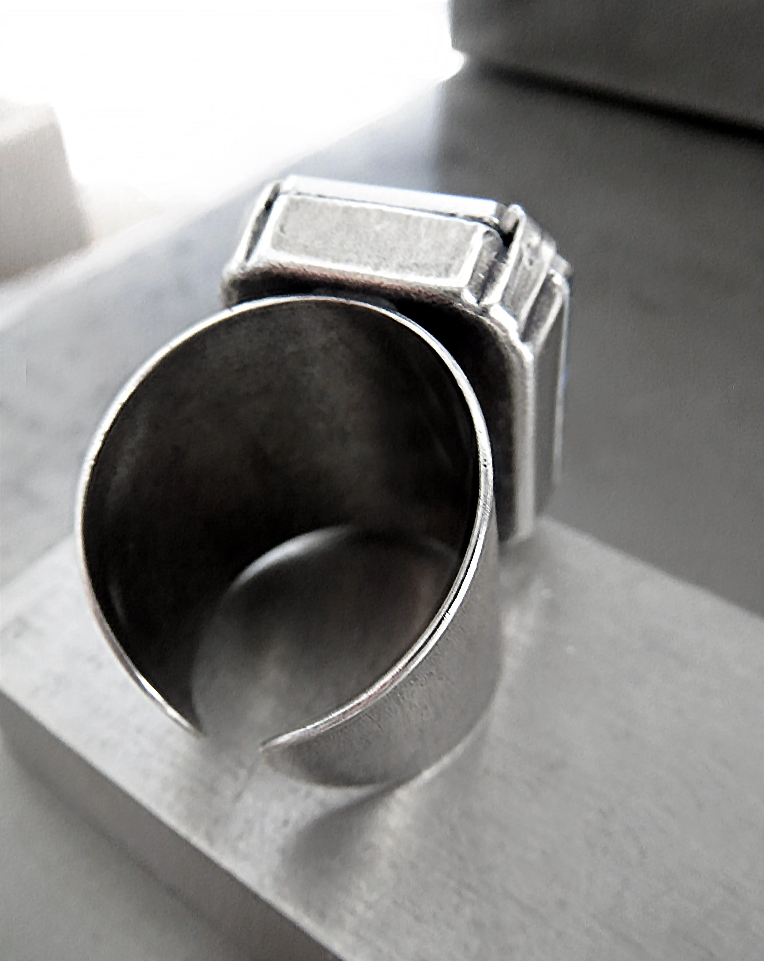 NOBILITY - Large Rectangle Crystal Ring in Deep Midnight Blue