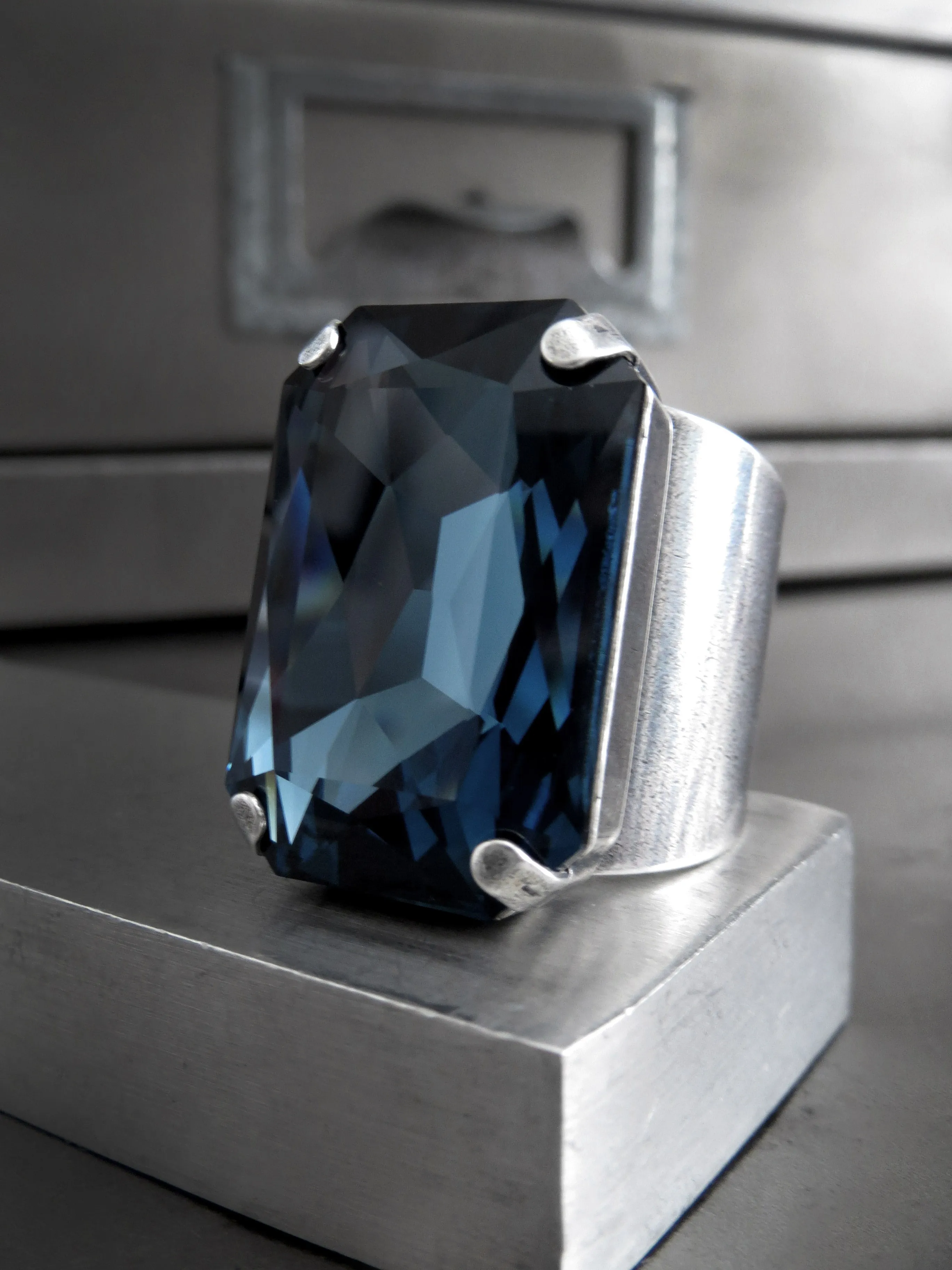 NOBILITY - Large Rectangle Crystal Ring in Deep Midnight Blue