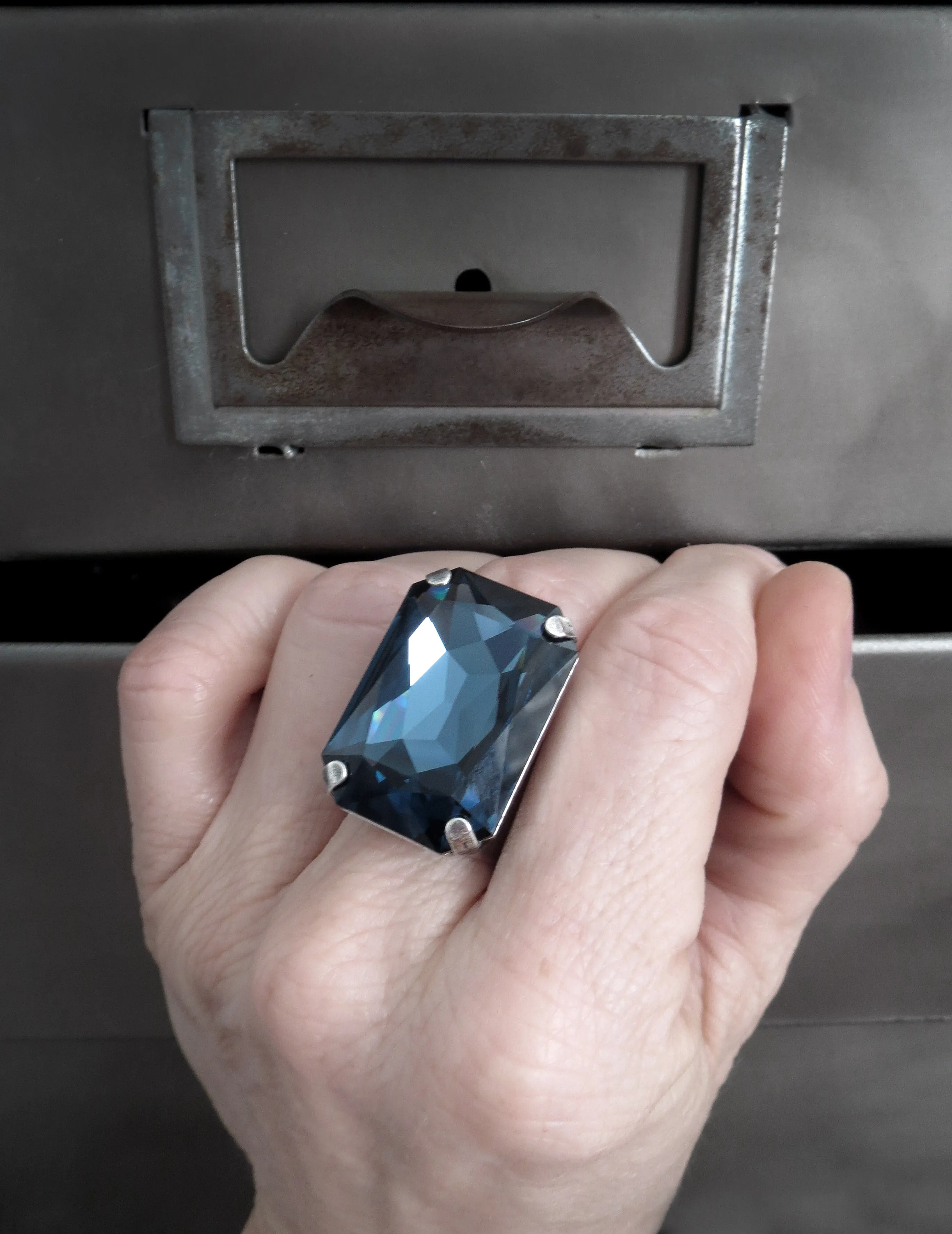 NOBILITY - Large Rectangle Crystal Ring in Deep Midnight Blue