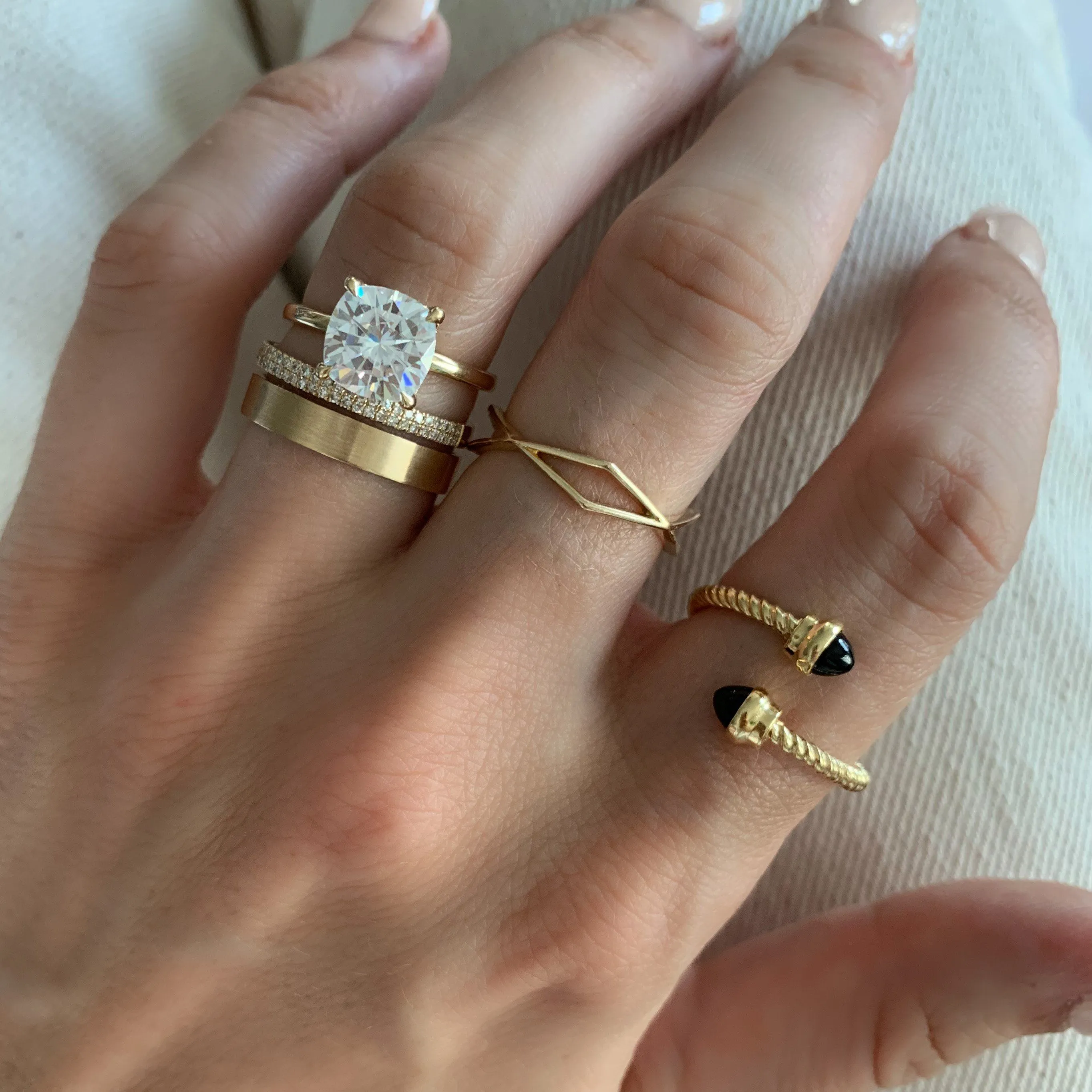 Orion Pavé Combo Wedding Band