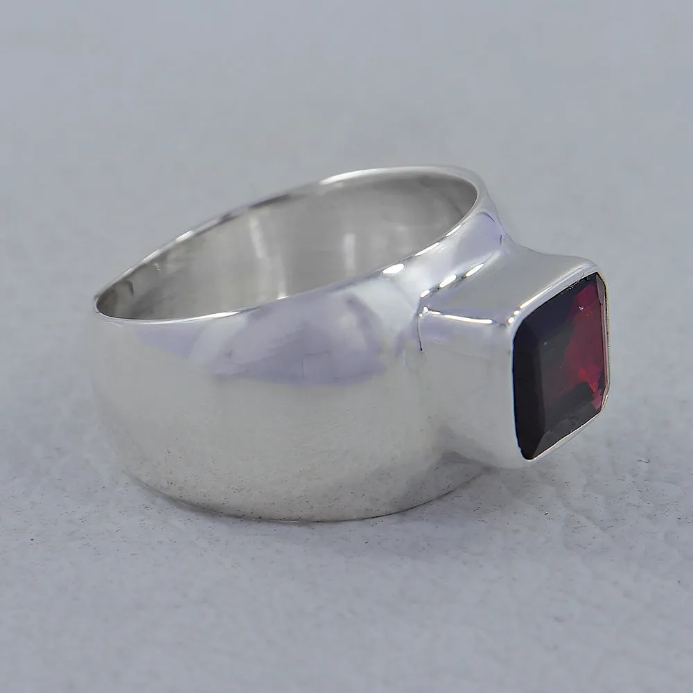 Peridot Gemstone Silver Ring