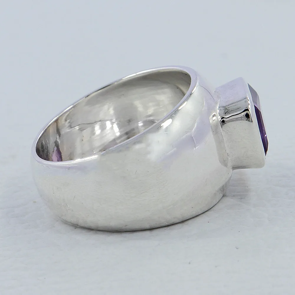 Peridot Gemstone Silver Ring