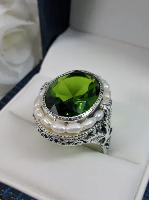 Peridot Ring, Garden Leaf Silver Filigree, Victorian Jewelry #D156