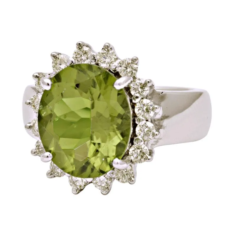 Ring-Peridot and Diamond  (192CS)