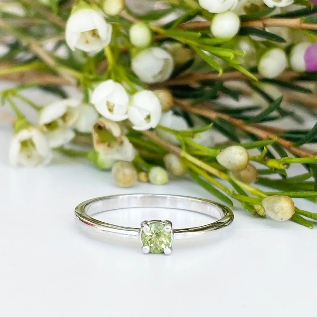Silver Petite Solitaire Peridot Ring