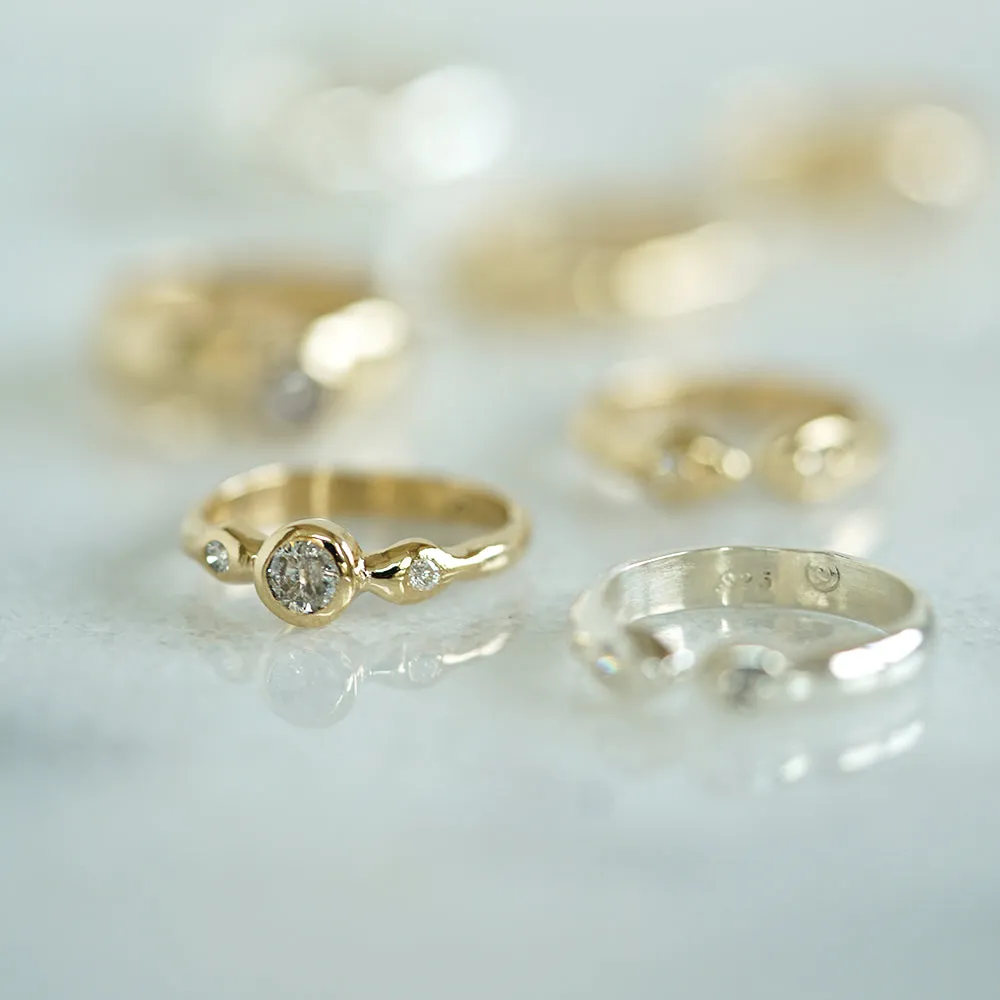 Snake Solitaire gold ring