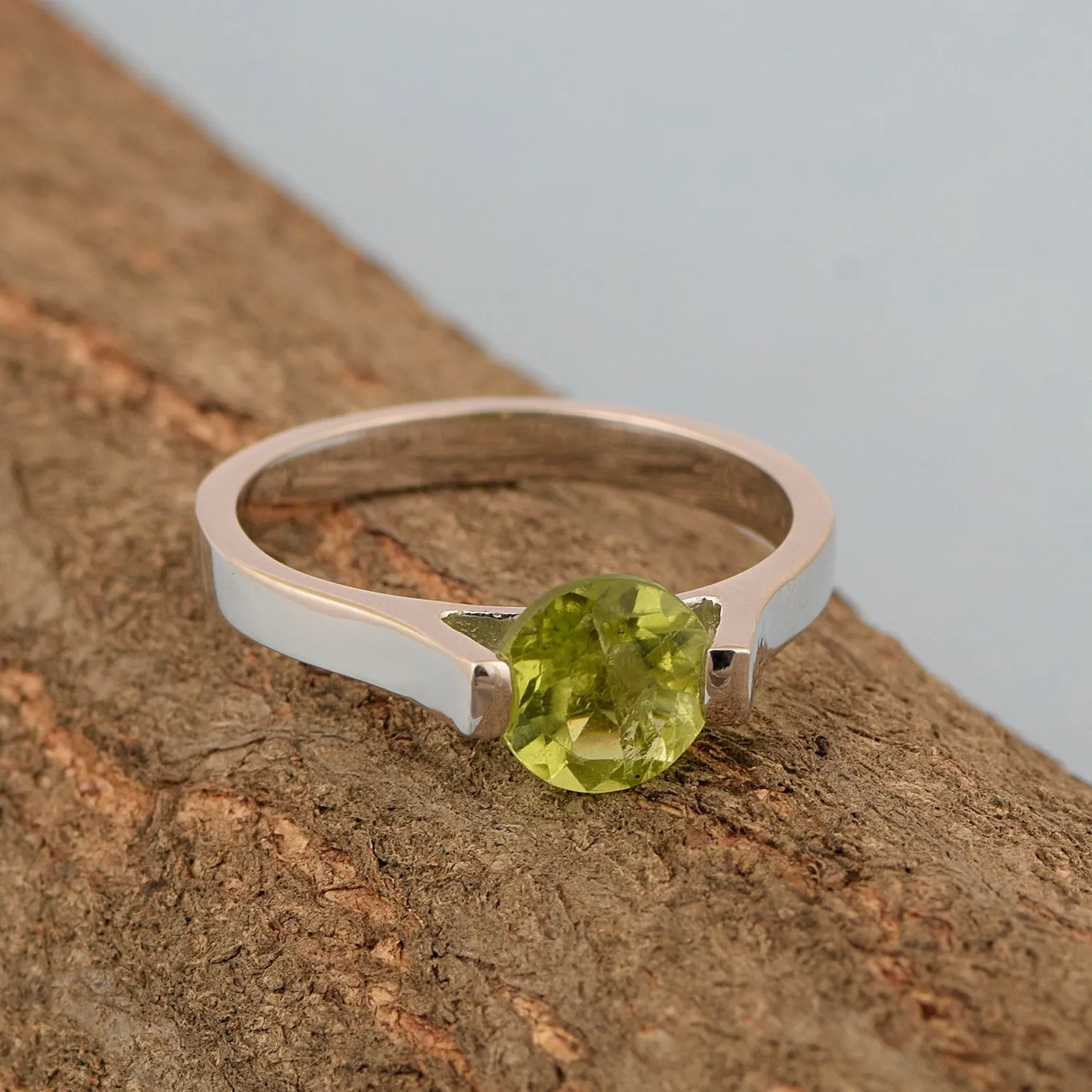 Solitaire 7mm Round Peridot Gemstone Open Prong Ring
