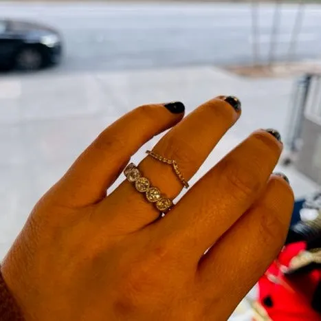 V Shaped Diamond Ring