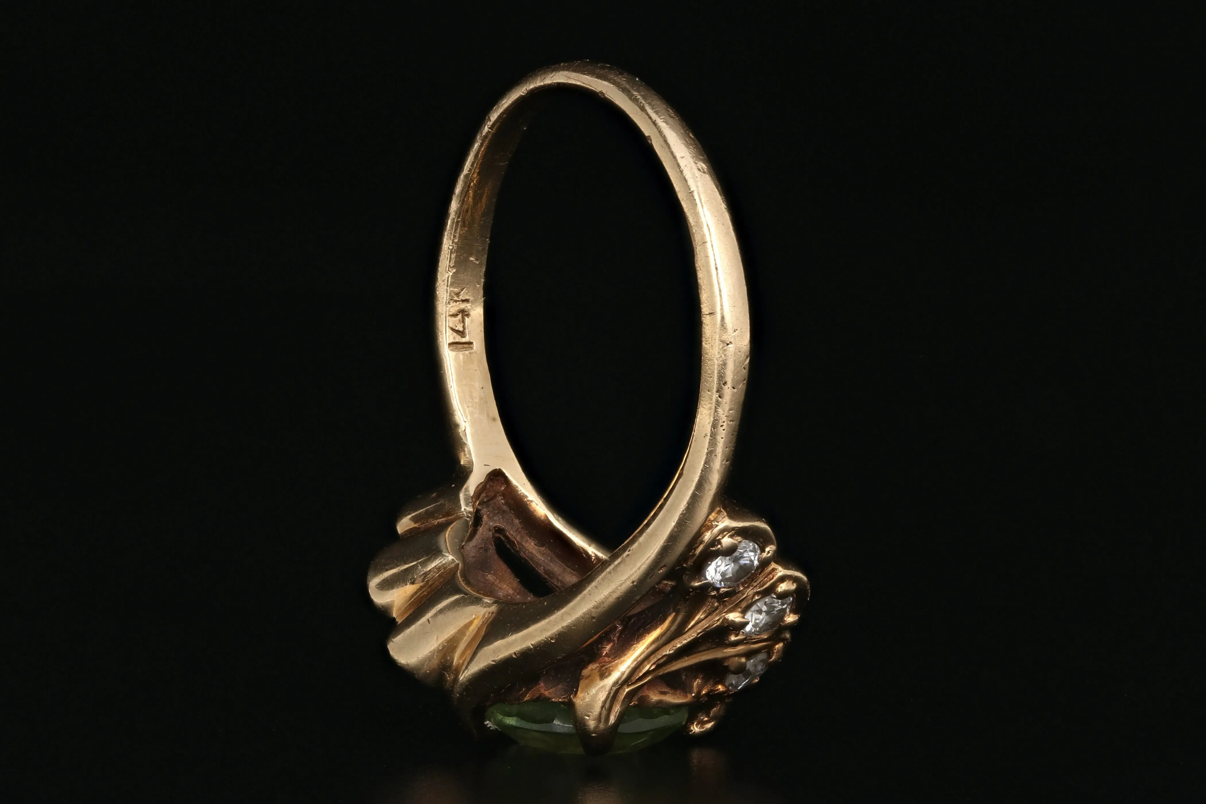 Vintage 14K Yellow Gold 2 Carat Peridot and Diamond Ring